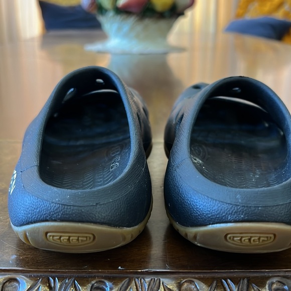 KEEN Yogui Arts Clogs / slip on - Picture 6 of 11